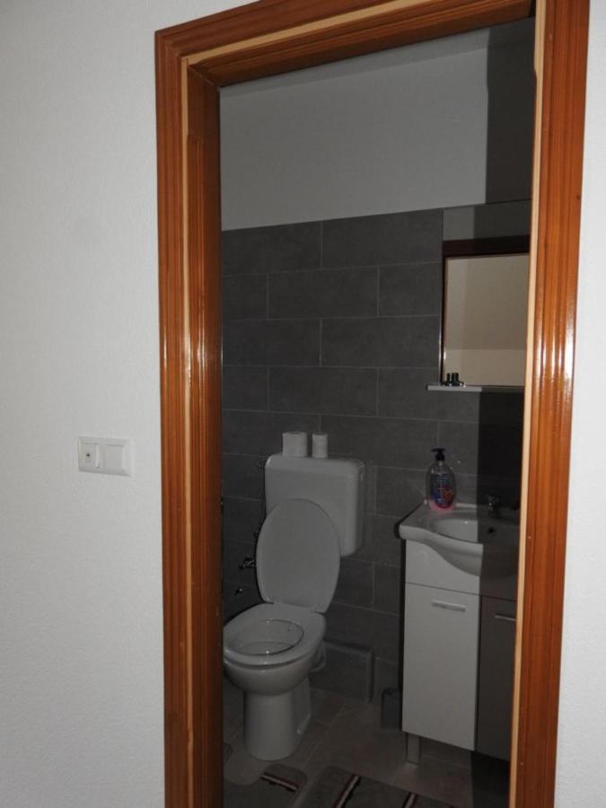 Omar & Una Apartmani Bihać エクステリア 写真