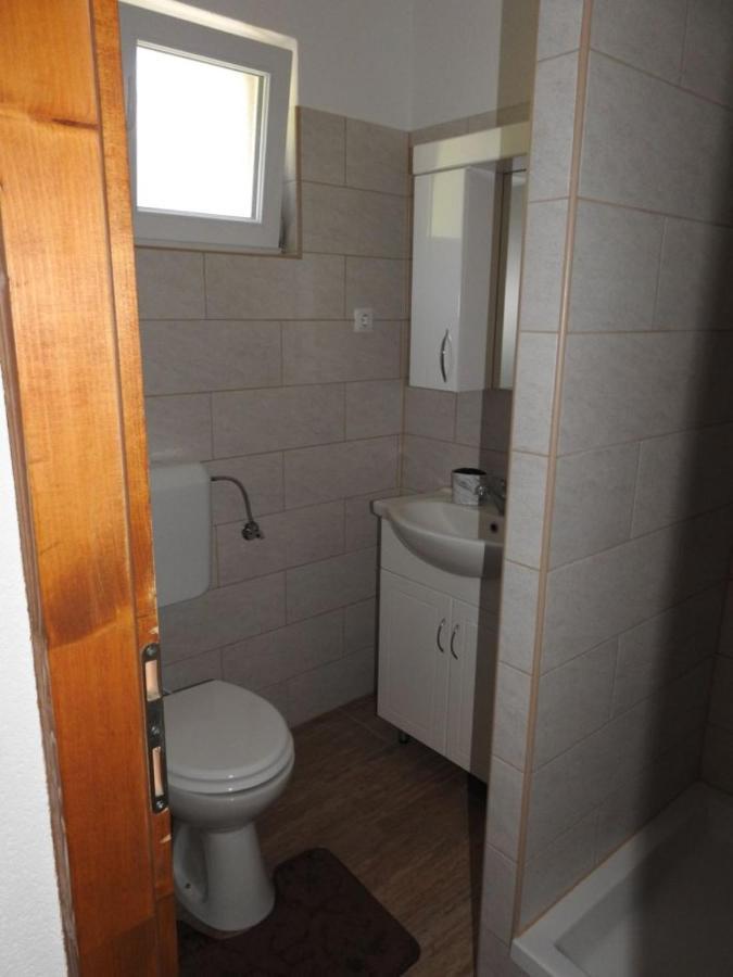 Omar & Una Apartmani Bihać エクステリア 写真